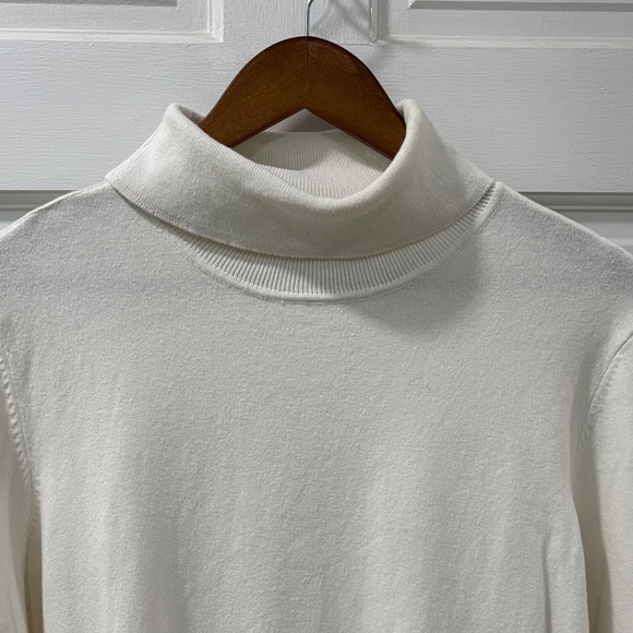 Soft Surroundings Lightweight Turtleneck Sweater Size Large Ivory Tunic Length - Picture 3 of 7